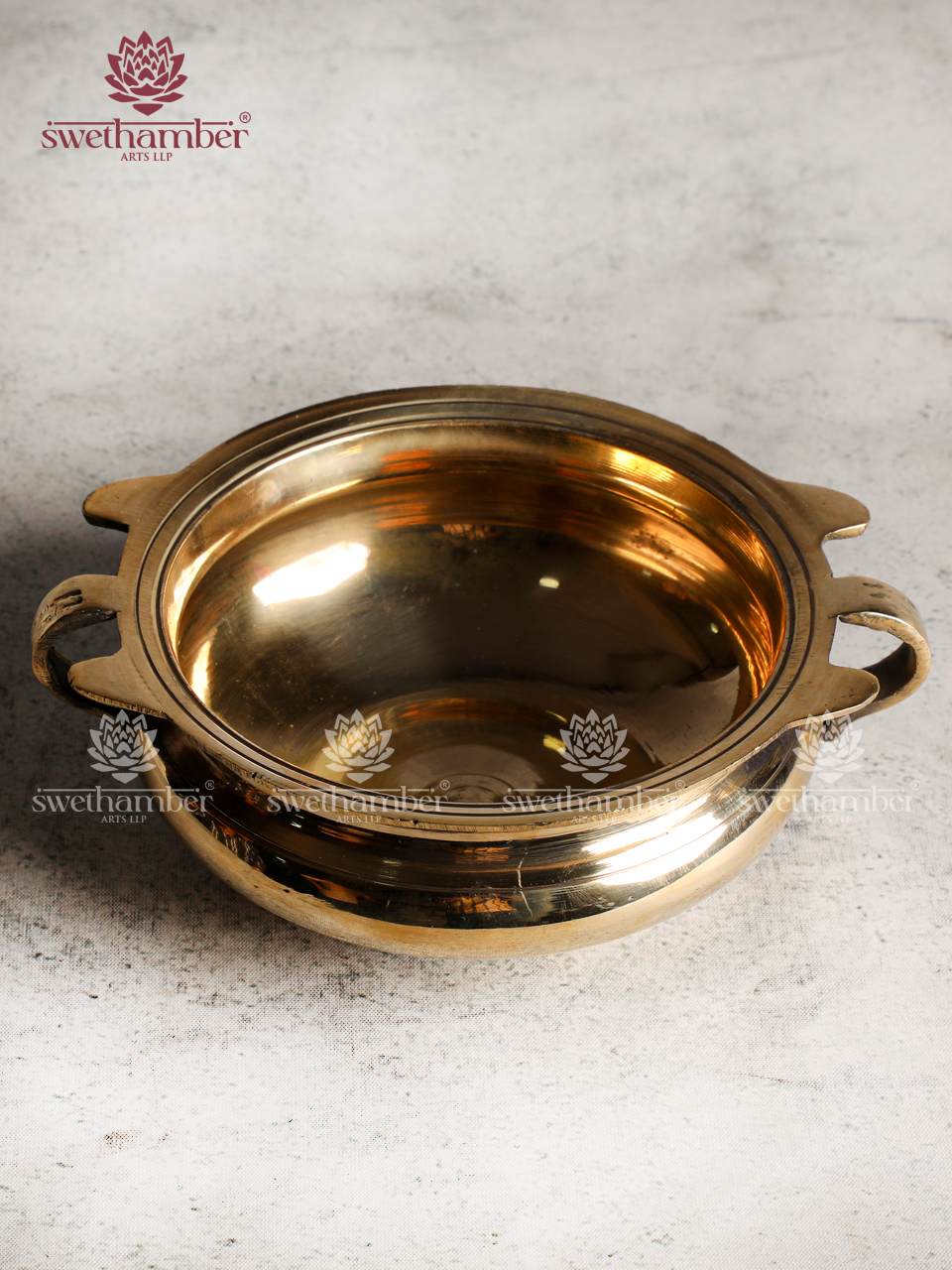 Traditional Brass Urli Bowl for Floating Flowers