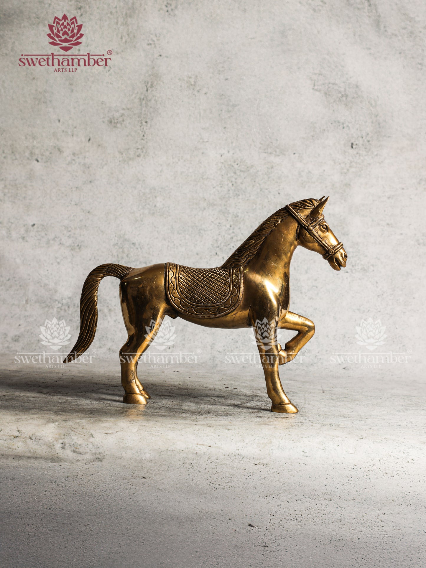 Decorative Brass Horse Idol for Office & Living Room