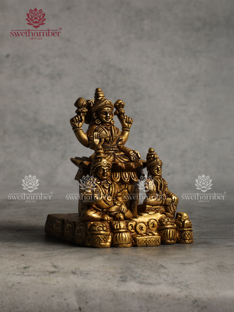 Exquisite Brass Kuber Laxmi Statue