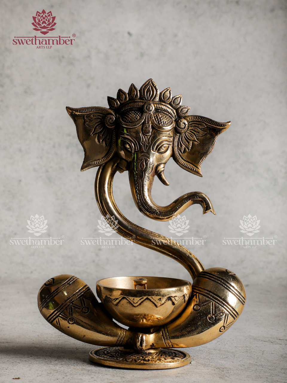 Brass Ganesha Diya / Deepa – Vastu & Temple Décor