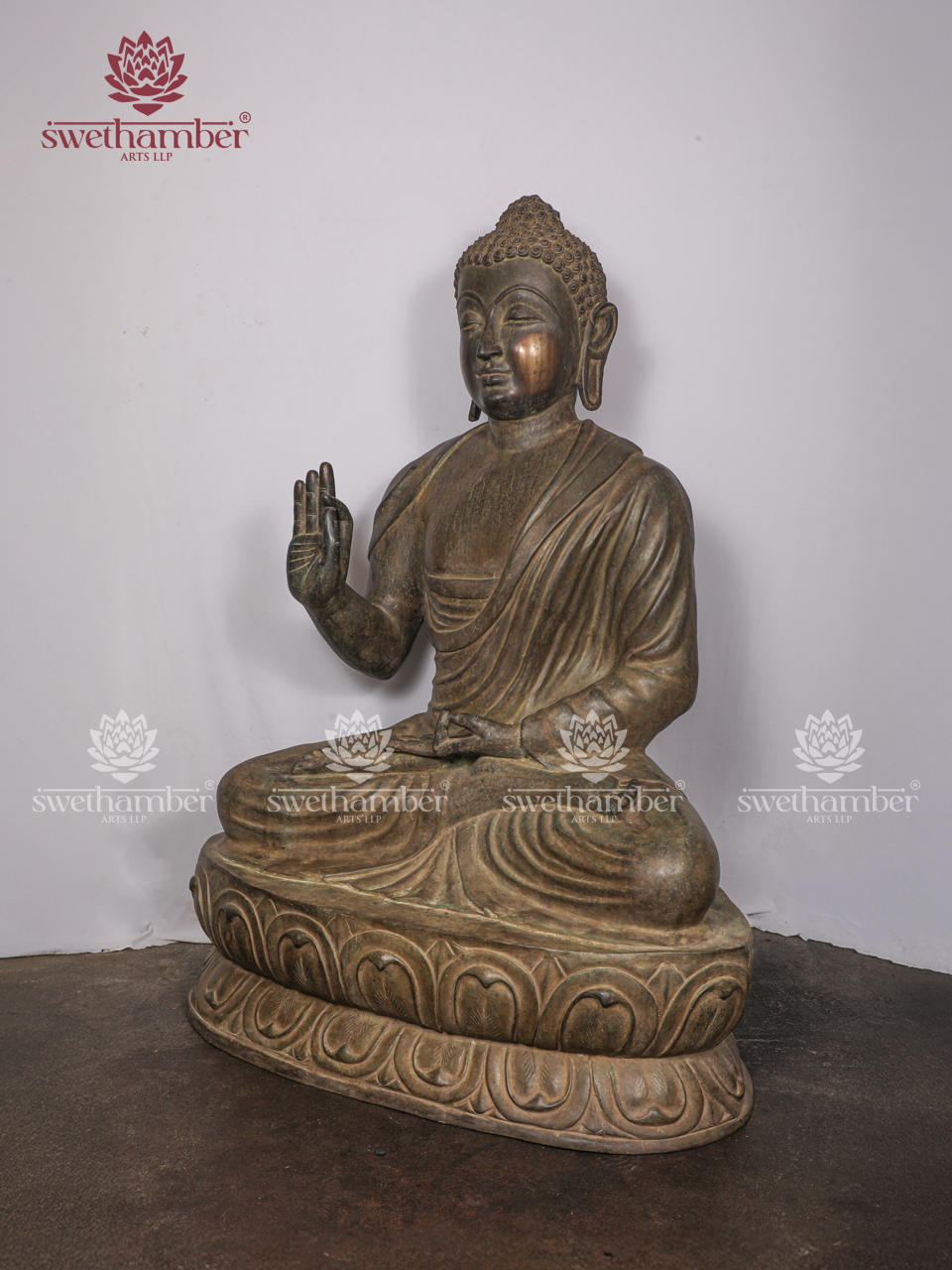 Large Brass Sitting Buddha Statue – Traditional Art