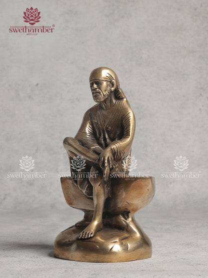 Sai Baba Sculpture In Brass