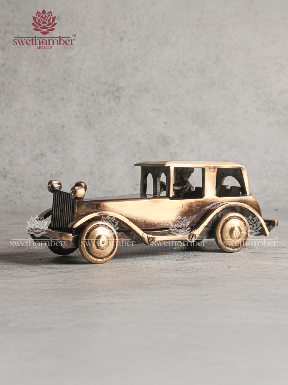 Vintage Brass Car Decorative Statue for Home Décor