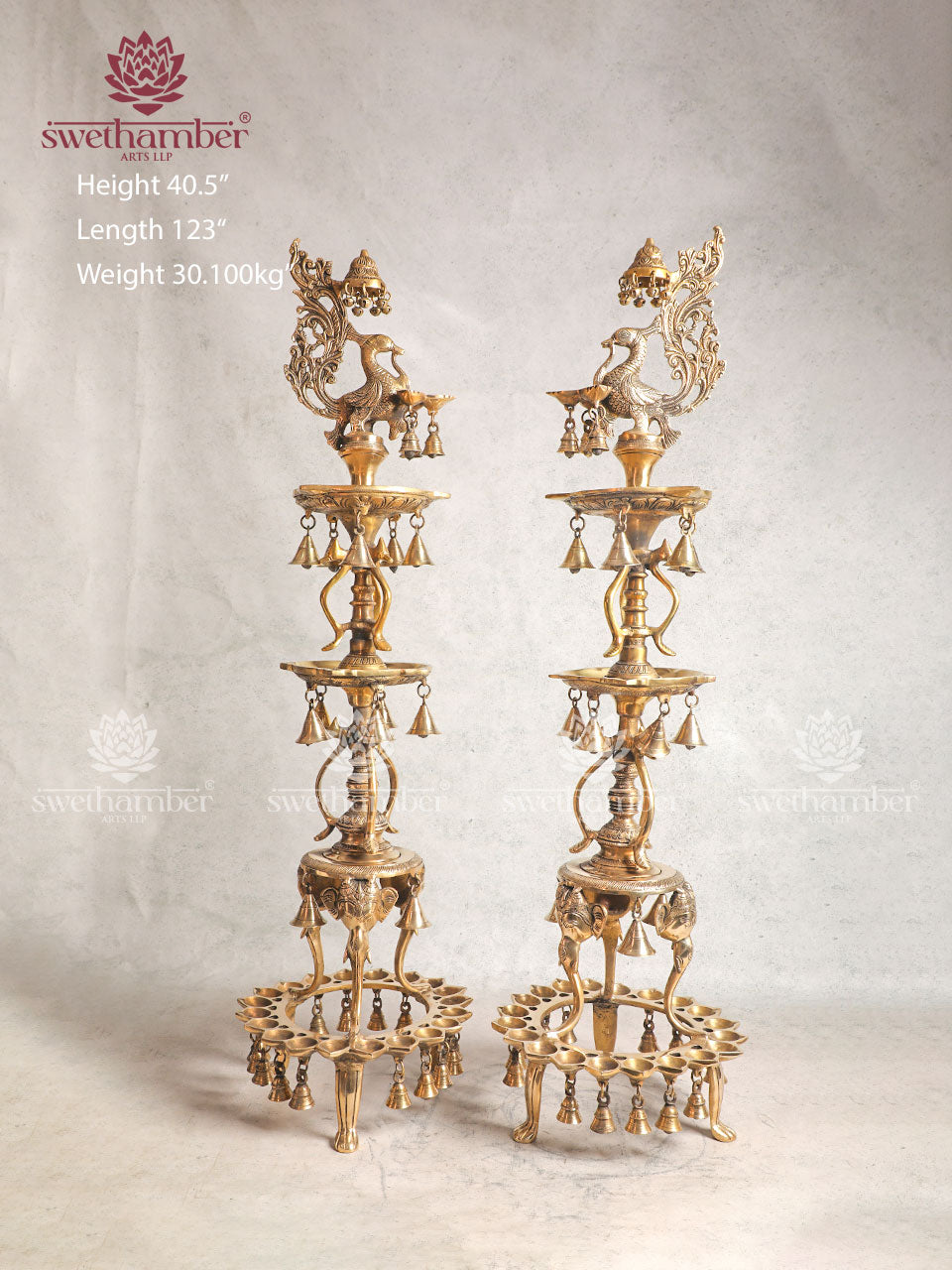 Brass Large Traditional Oil Lamp For Décor