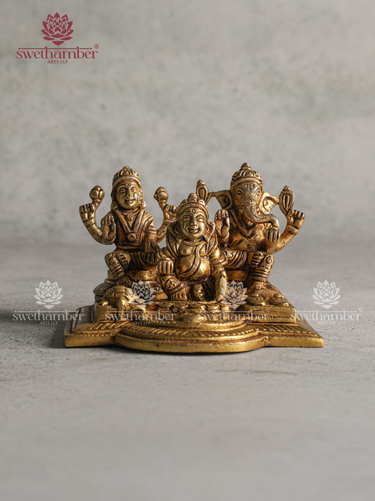 Brass Kuber with Lakshmi Ganesha Idol – Wealth & Prosperity