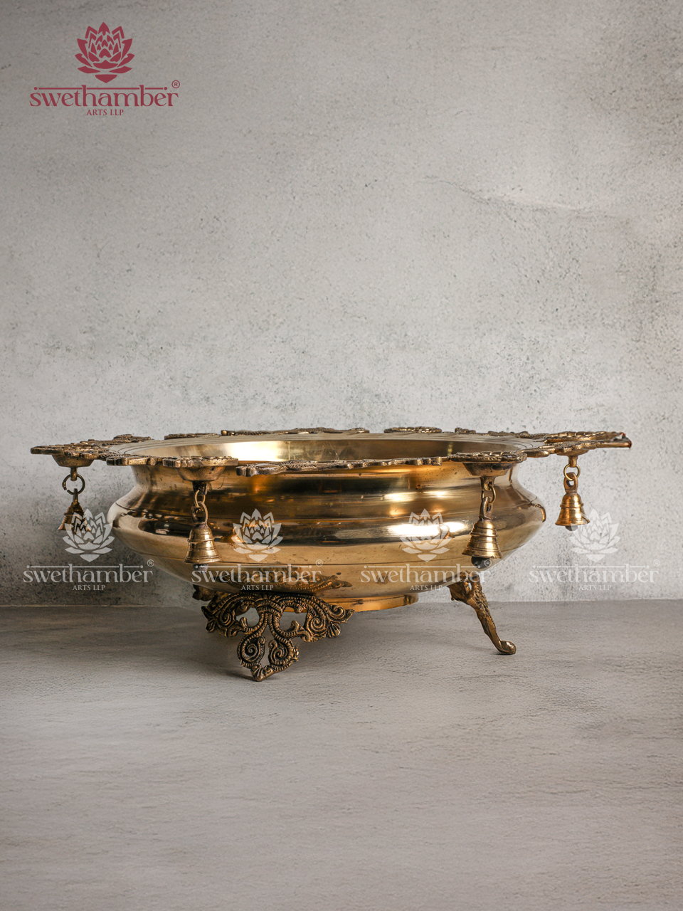Traditional Brass Urli for Festive & Pooja Use