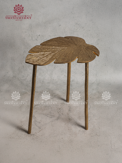 Leaf Design Brass Stand for Idols and Showpiece