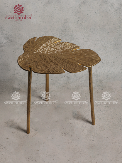 Leaf Design Brass Stand for Idols and Showpiece