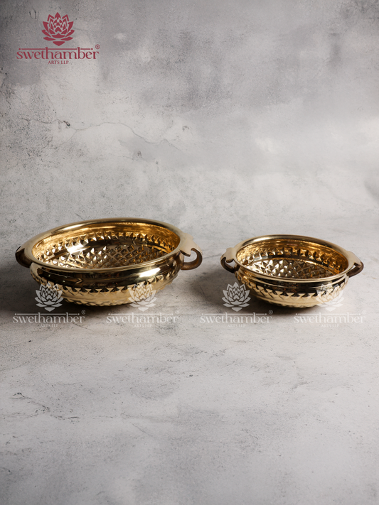 Traditional Carving Brass Urli Bowl for Floating Flowers
