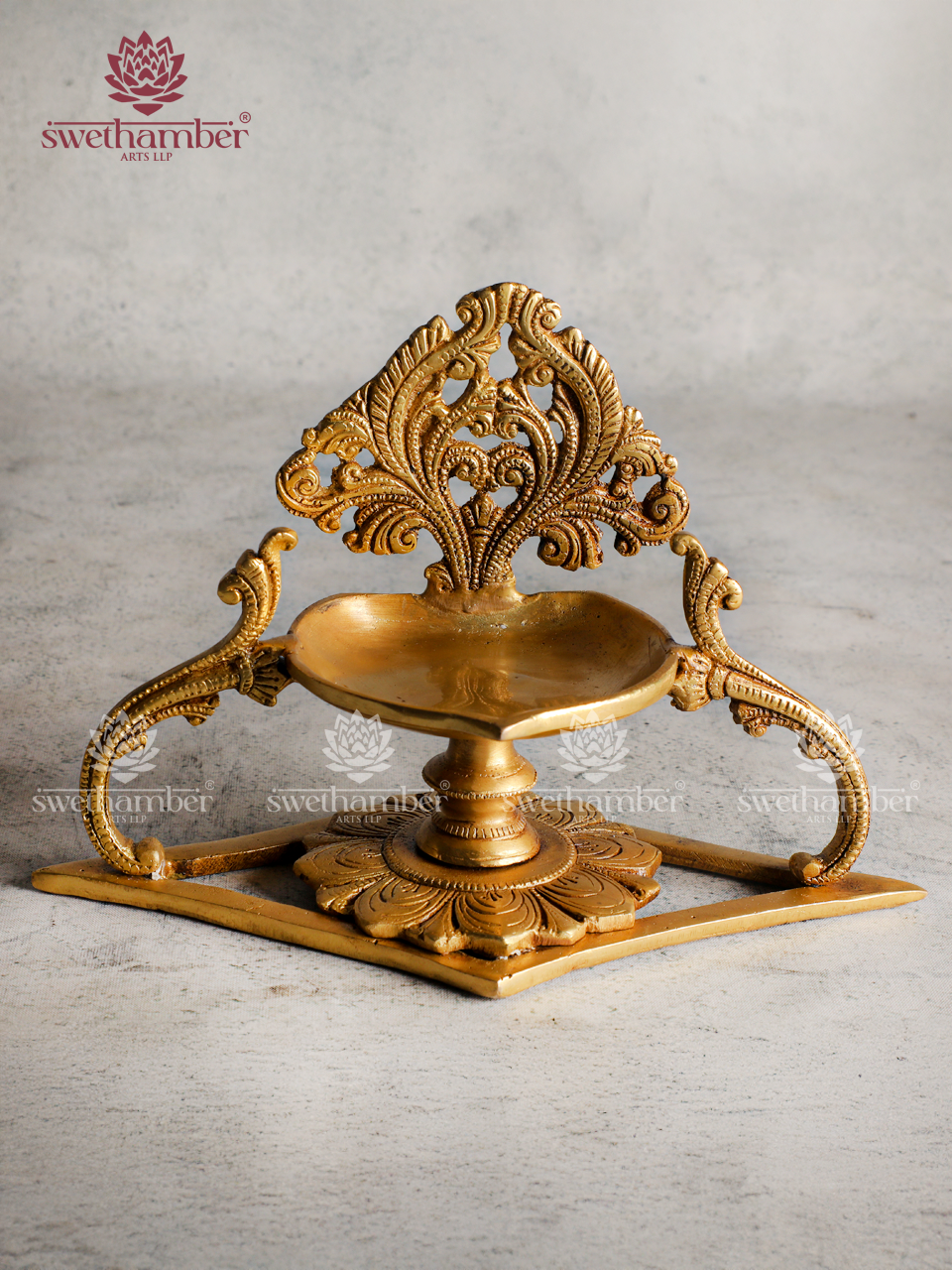 Brass Deepa Lamp – Traditional Decorative Deepam for Pooja & Home Décor