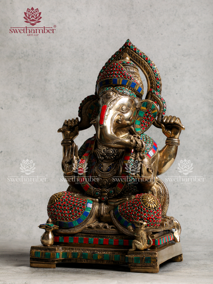 Lord Ganesha Seated in Padmasana – Traditional Brass Idol