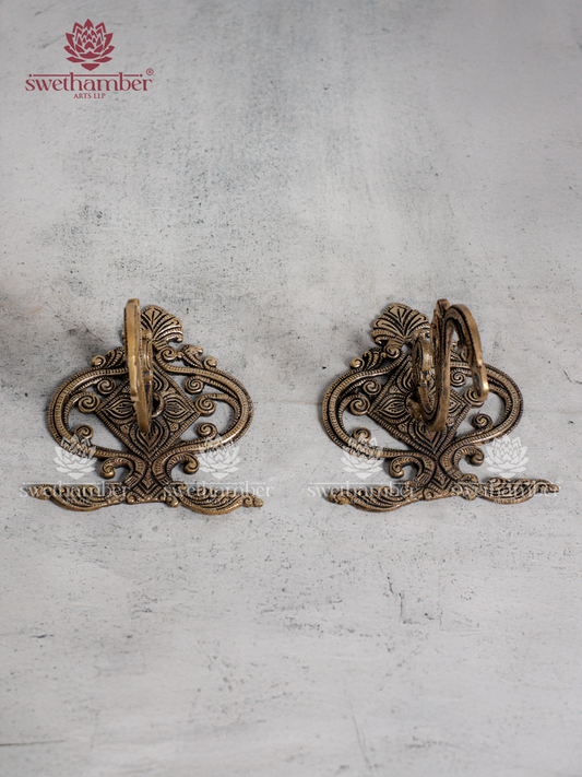 Antique Finish Brass Wall Hanging Bracket for Mandir