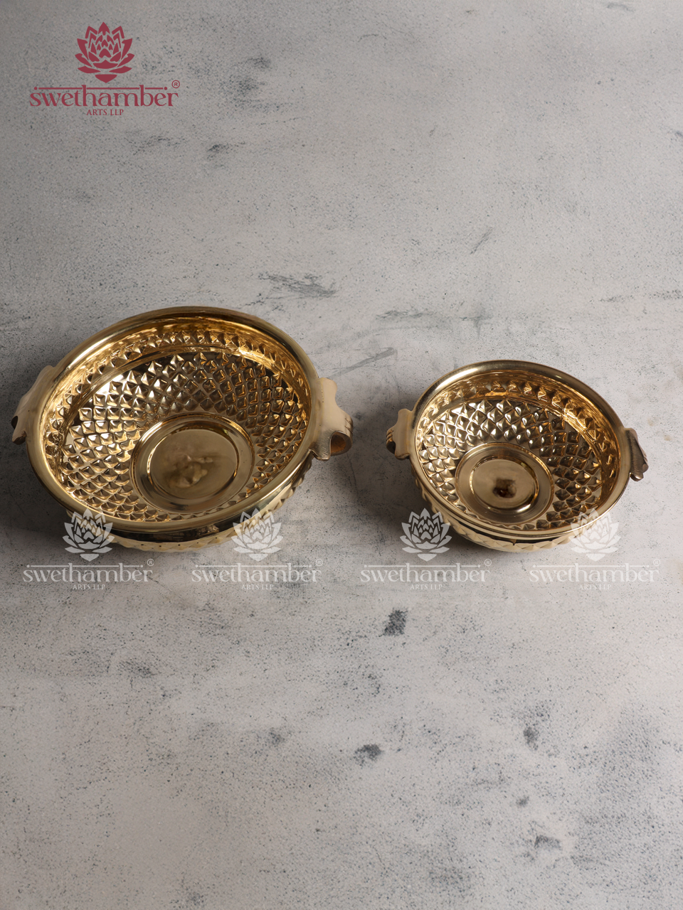 Traditional Carving Brass Urli Bowl for Floating Flowers