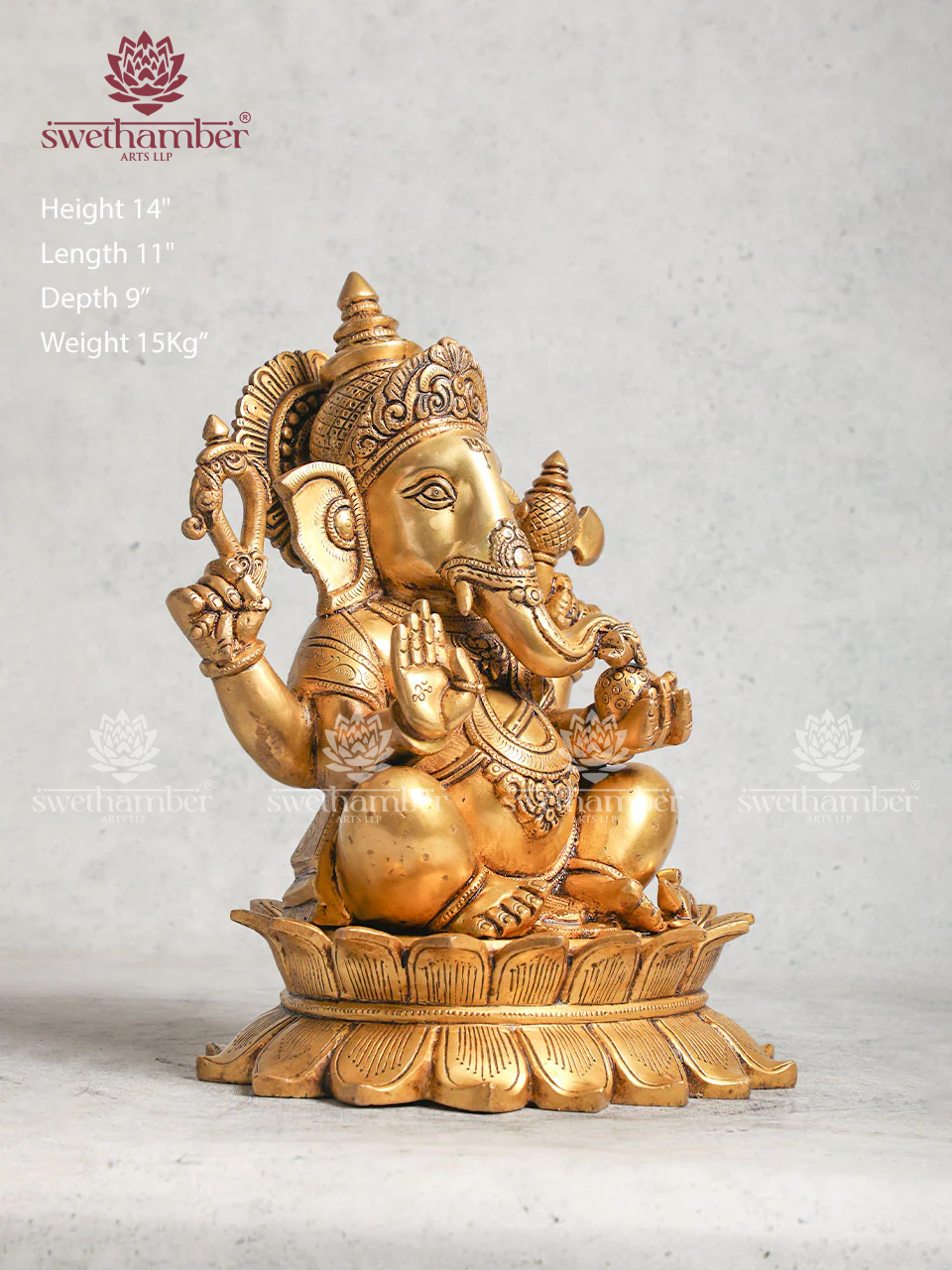 Super Fine Brass Ganesh Statue Sitting on Lotus
