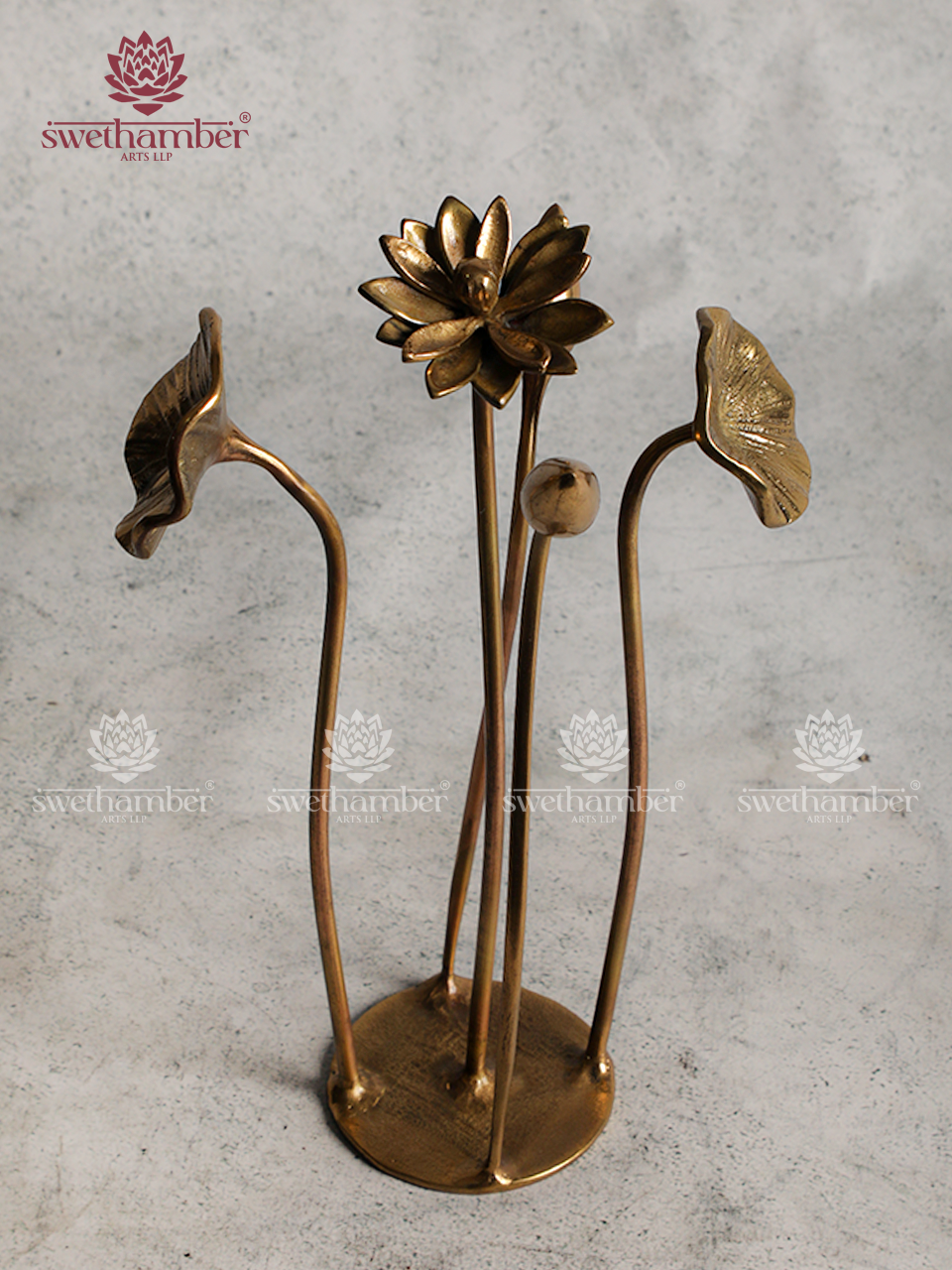 Handcrafted Flower Bunch Décor Piece for Living Room & Office