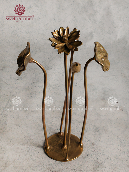 Handcrafted Flower Bunch Décor Piece for Living Room & Office