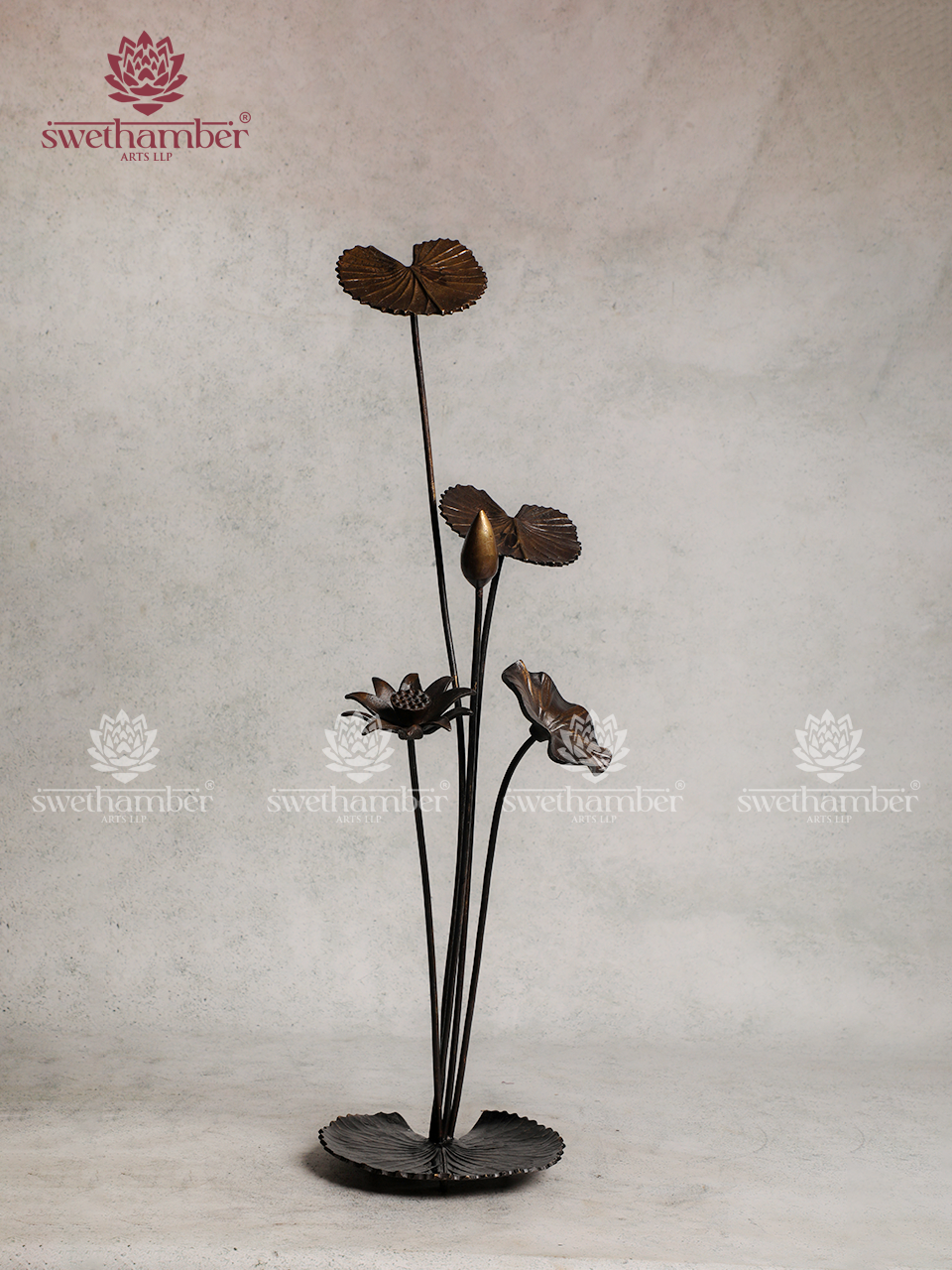 Decorative Brass Lotus Bud & Leaf Stand for Table