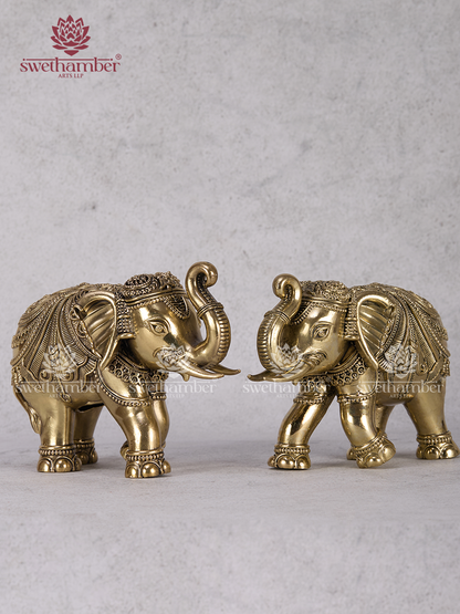 Lightweight Decorative Elephant Set – Elegant Elephant Figurines for Home Décor