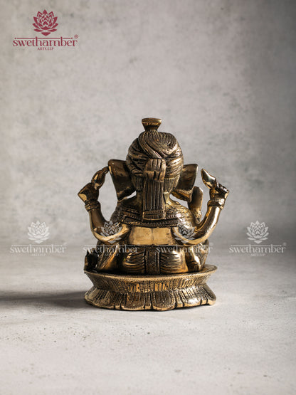 Brass Siddhi Vinayak /  Ganesha with Right-Side Trunk