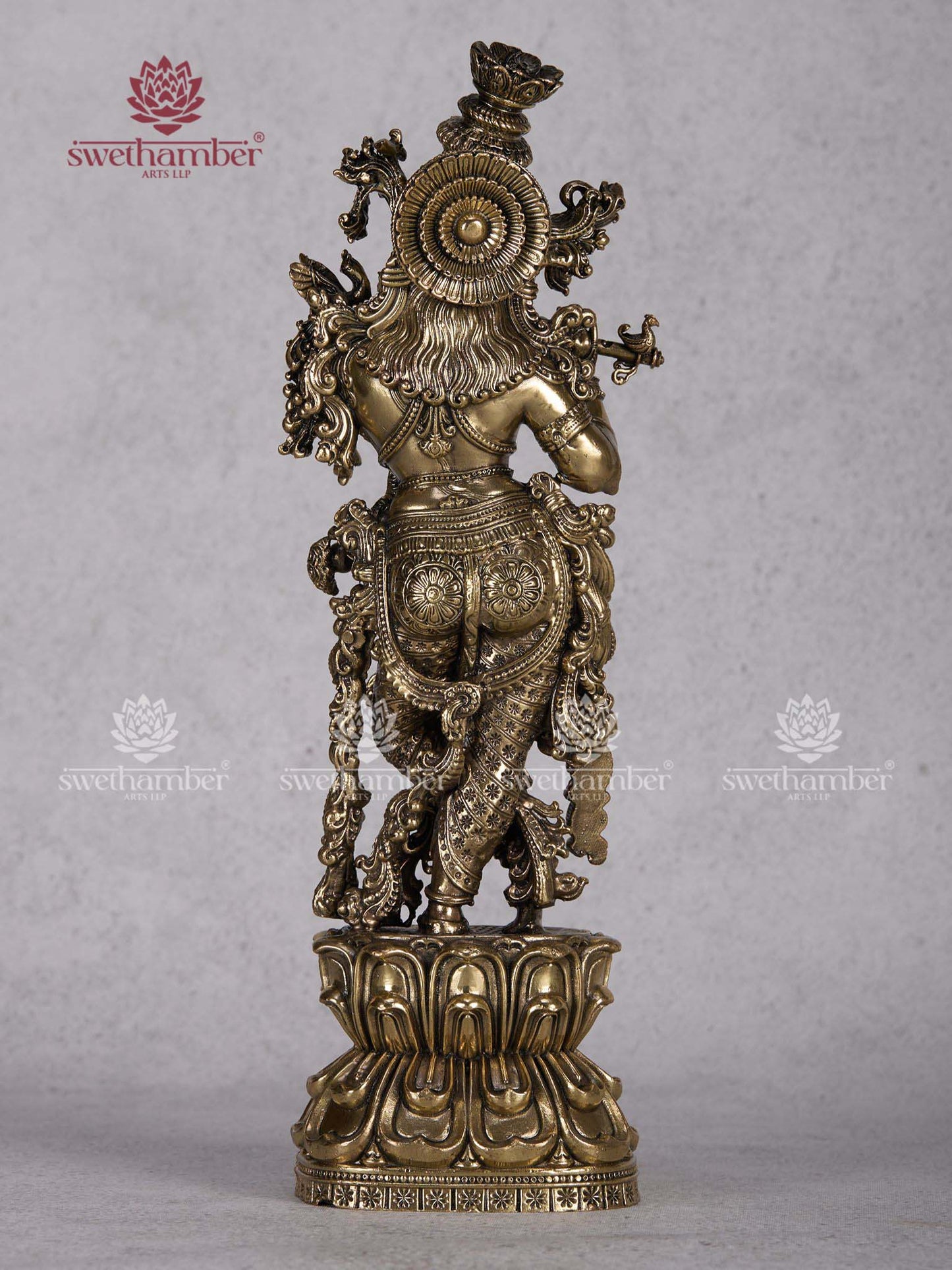 Brass Lord Krishna Idol – Handcrafted Krishna Statue for Home & Pooja Decor