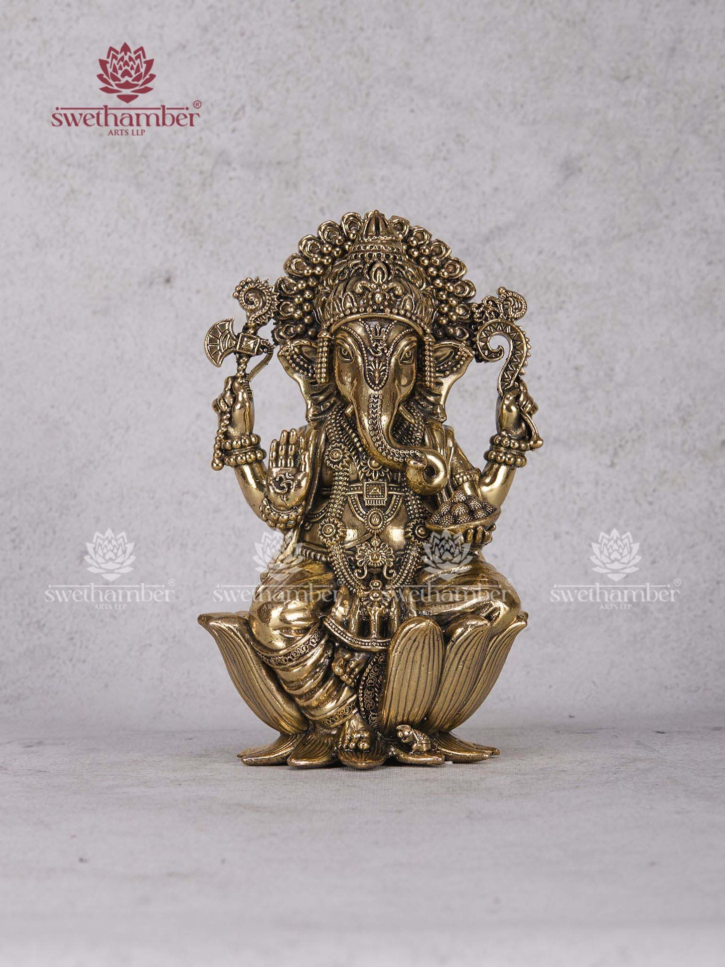 Premium Ganapati Murti – Vastu Friendly Ganesha for Home & Office