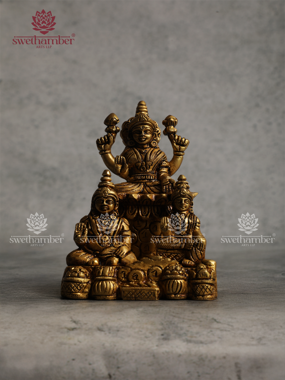 Exquisite Brass Kuber Laxmi Statue