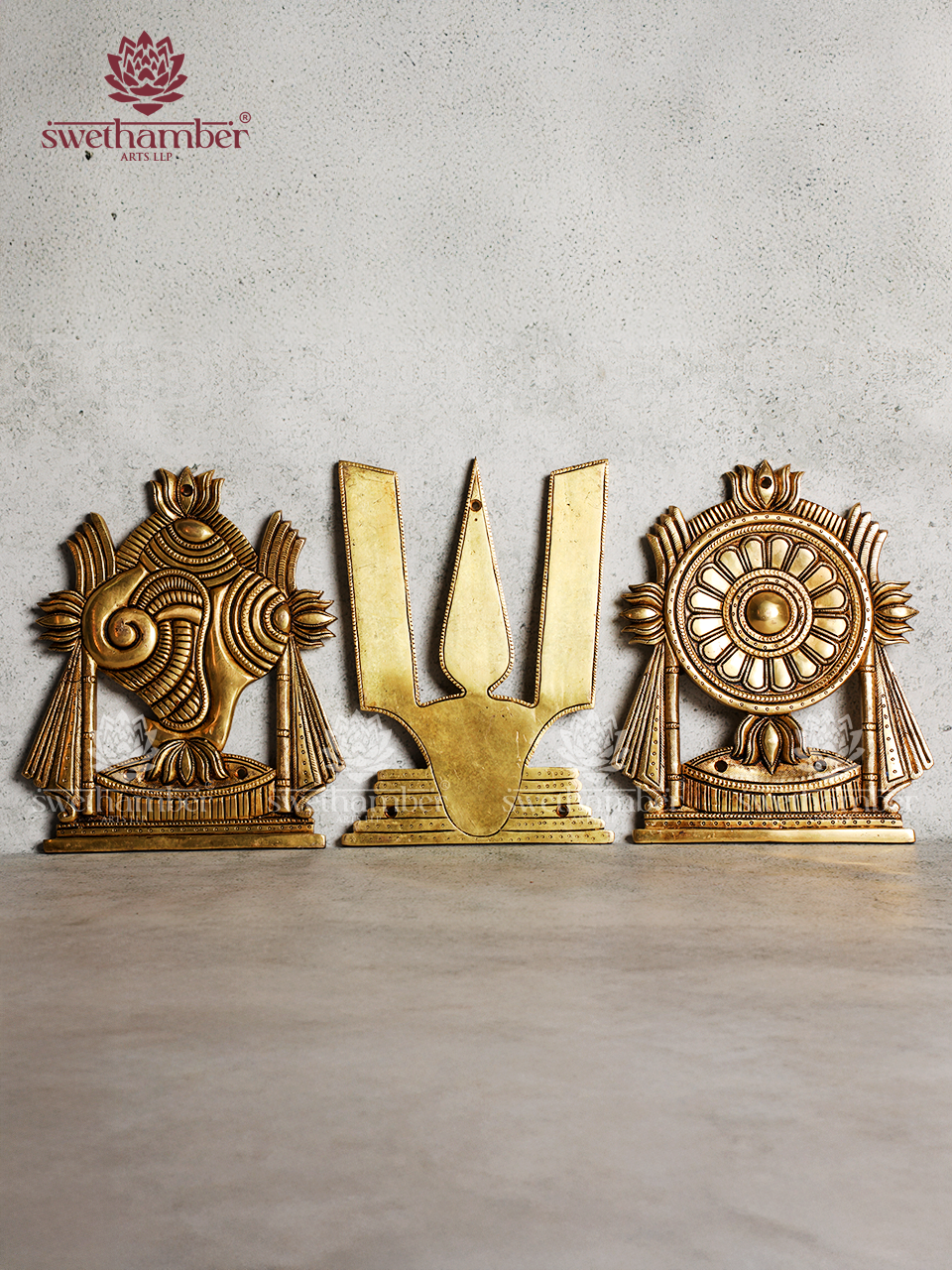 SHANKU CHAKRA NAMMA BRASS WALL DECOR /PUJA ROOM /MAIN DOOR