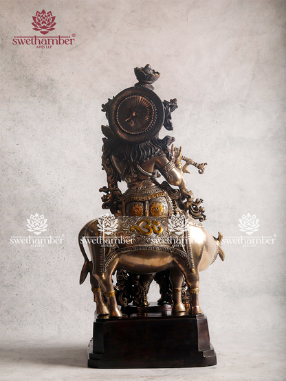 Brass Krishna with Cow Idol – Divine Govinda Murti for Home Temple Decor