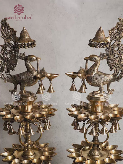 PEACOCK BRASS LAMP SET WITH BELLS 49"