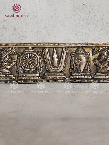 Traditional Brass Shank Chakra Namma Wall Decor