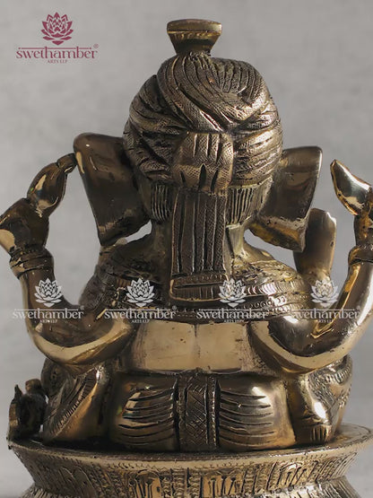 Brass Siddhi Vinayak /  Ganesha with Right-Side Trunk