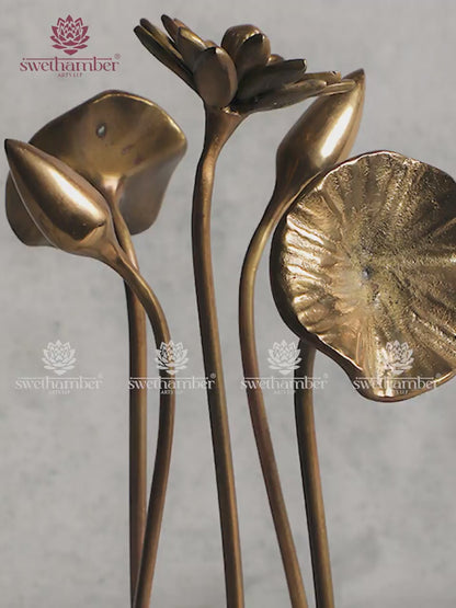 Handcrafted Flower Bunch Décor Piece for Living Room & Office